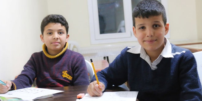 Construction d'une école pour les réfugiés syriens 