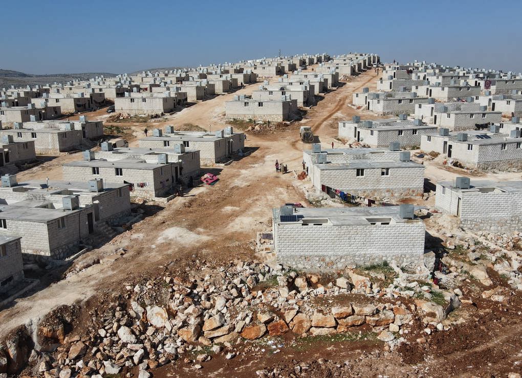 Construire des foyers pour les réfugiés syriens  